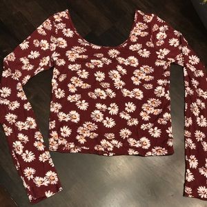 🌼🌸 3 for $15. Cropped long sleeve shirt